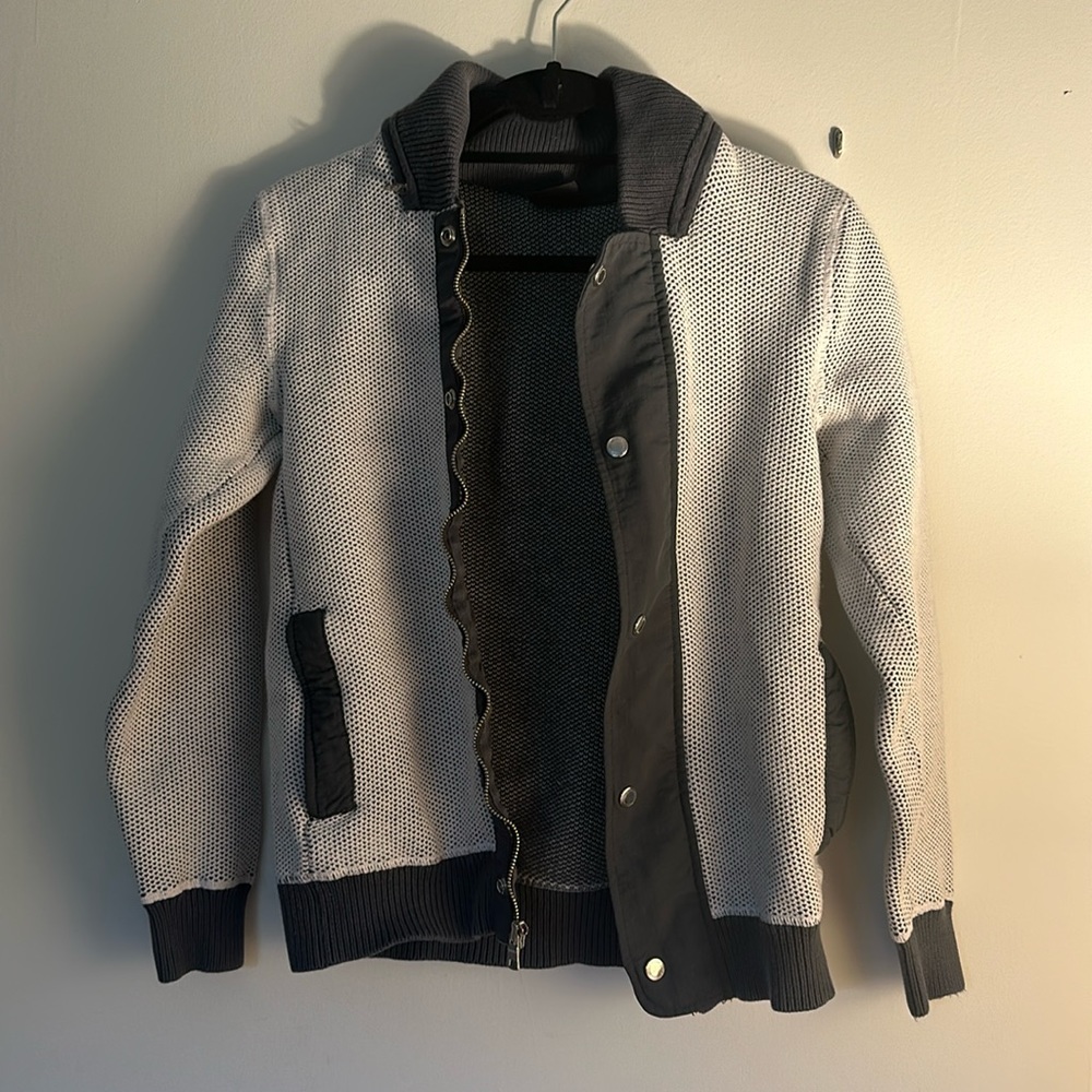 Zip up sweater